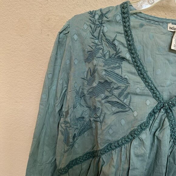 Indigo Thread Sz Large Woven Mineral Washed 3/4 Sleeve Crochet V-Neck Top NWOT - Picture 3 of 7